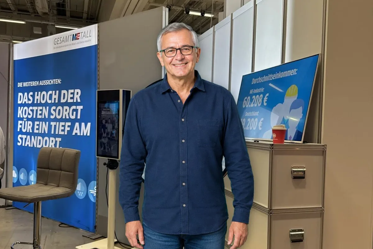 Gast am Messestand (KI-Beispiel)